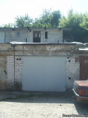 Продам капитальнй гараж в кооп. Кипарис-2. р-н Севастопольского парка - фото 1